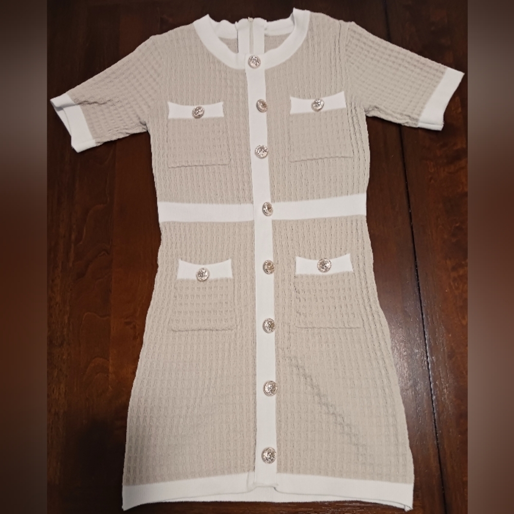 Cute Beige and White Dress with Gold Buttons